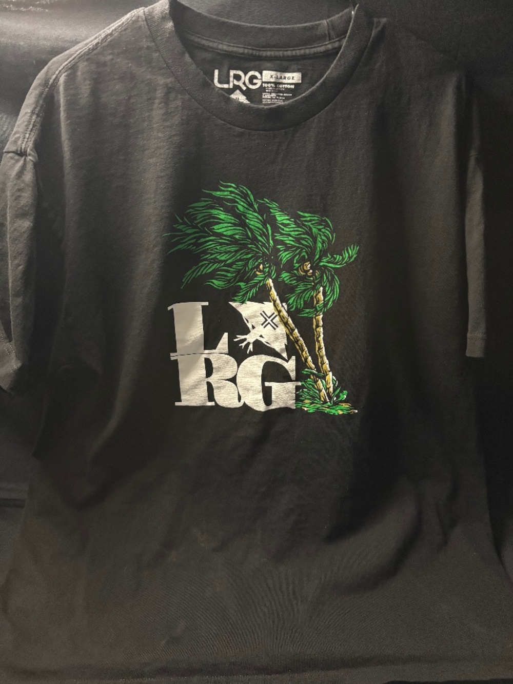 LRG Men's XL Black Palm Tree Graphic T-Shirt Lifted Research Group Skate Streetw